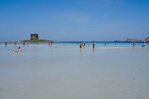 feiner Sandstrand Spiaggia La Pelosa, Sardinien
